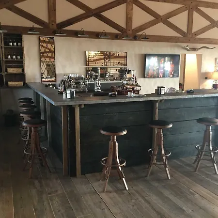 Pietra Cavalla - Ranch & Gospodarstwo agroturystyczne Polpenazze del Garda