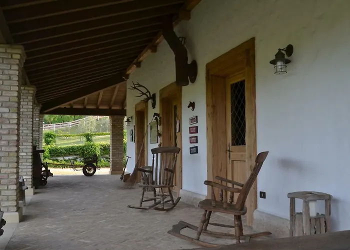 Alojamento de Turismo Rural Pietra Cavalla - Ranch & Polpenazze del Garda