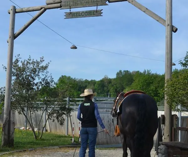 Alojamento de Turismo Rural Pietra Cavalla - Ranch & Polpenazze del Garda